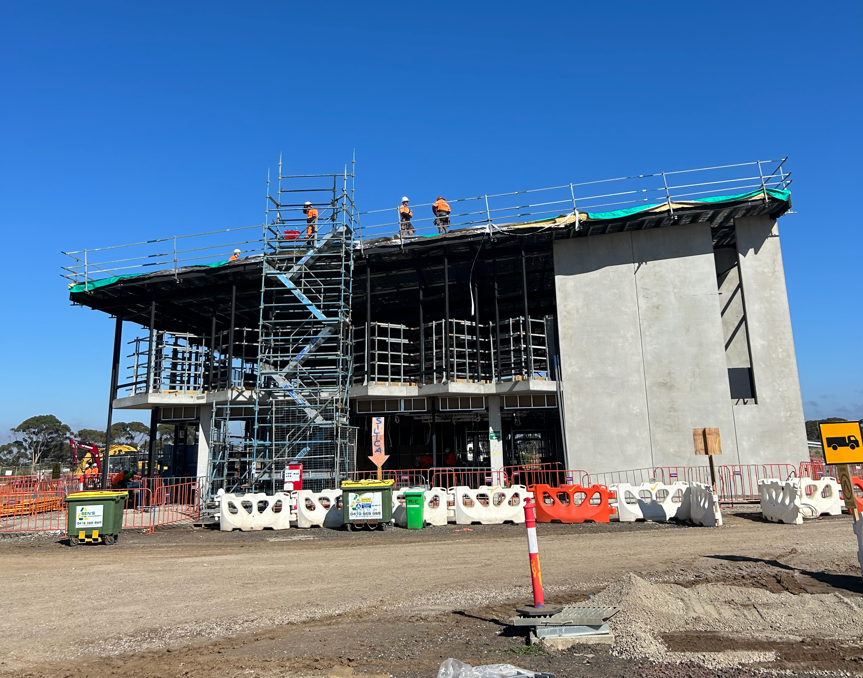 /uploaded_files/media/gallery/1773791953administration and library building _1.png